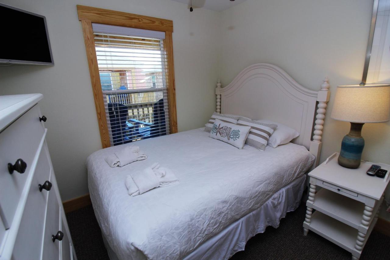 Whalebone Ocean Cottages By Kees Vacations Nags Head Eksteriør bilde